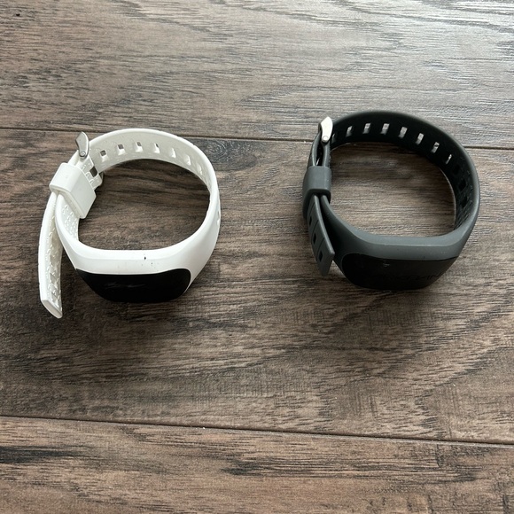 Two SHARKBANZ 2 Magnetic Shark Repellent Band - Picture 3 of 7